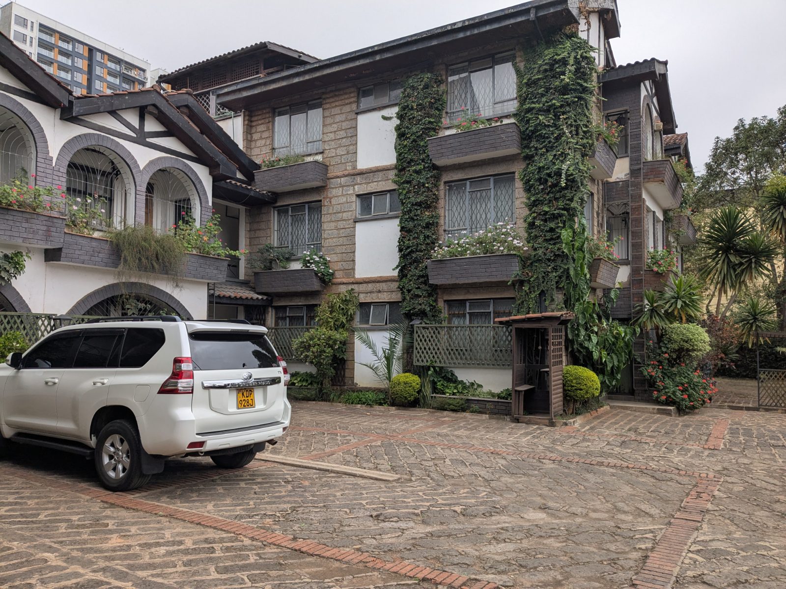 Prime 0.75-Acre Raphta Road Development Land – Westlands