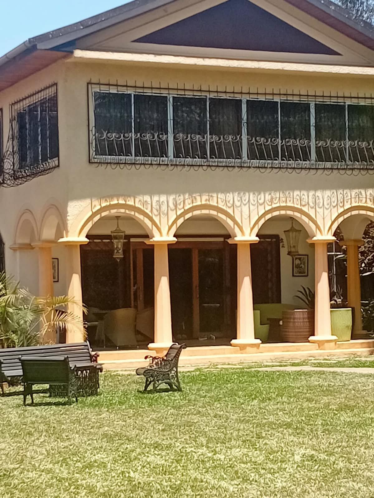 Elegant 6-Bedroom Mansion with Swimming Pool & Gazebo